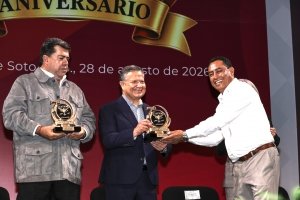 &nbsp;  En Hidalgo recaudamos m&aacute;s, invertimos m&aacute;s y debemos menos: Julio Menchaca