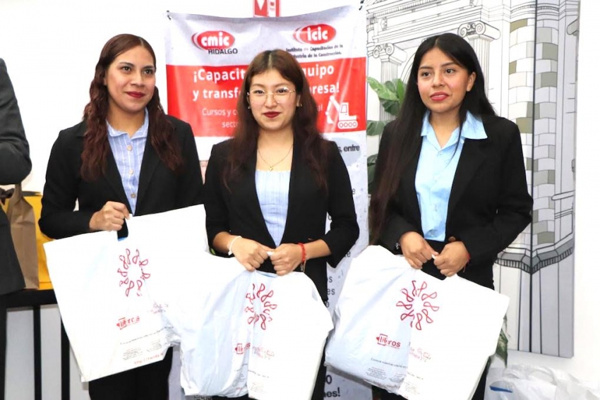 Estudiantes de la UTHH destacan en Maratón Juvenil de Contabilidad Gubernamental