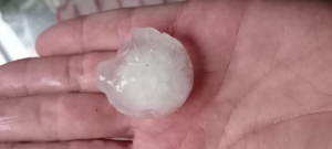 Encharcamientos y da&ntilde;os tras una intensa granizada